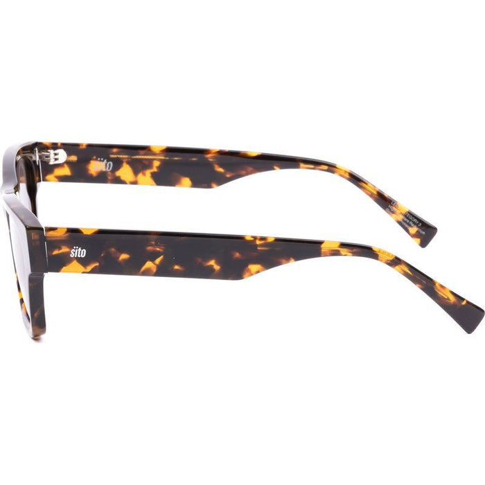 Boston, Ecru Tort/Grey Lenses