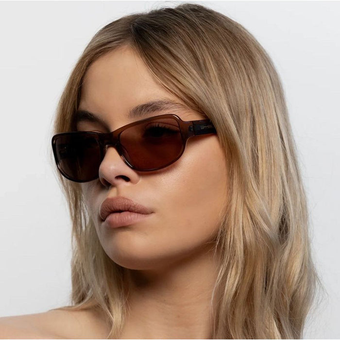 Cleo, Coffee/Coffee Lenses