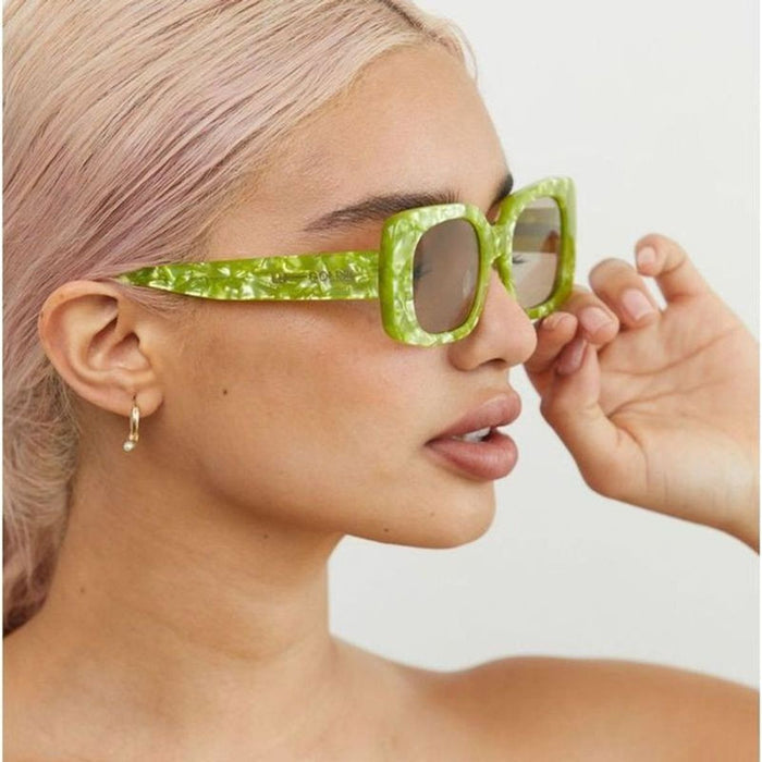 Coco, Kiwi/Brown Lenses