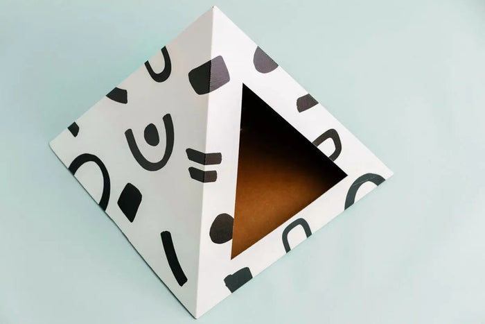 'Doodle' Cardboard Cat Pyramid - FloofChonk