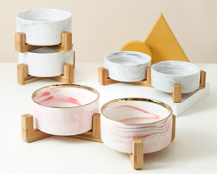 Gamelle en céramique à motif marbré pour chat ou chien avec support en bois (gris et rose)