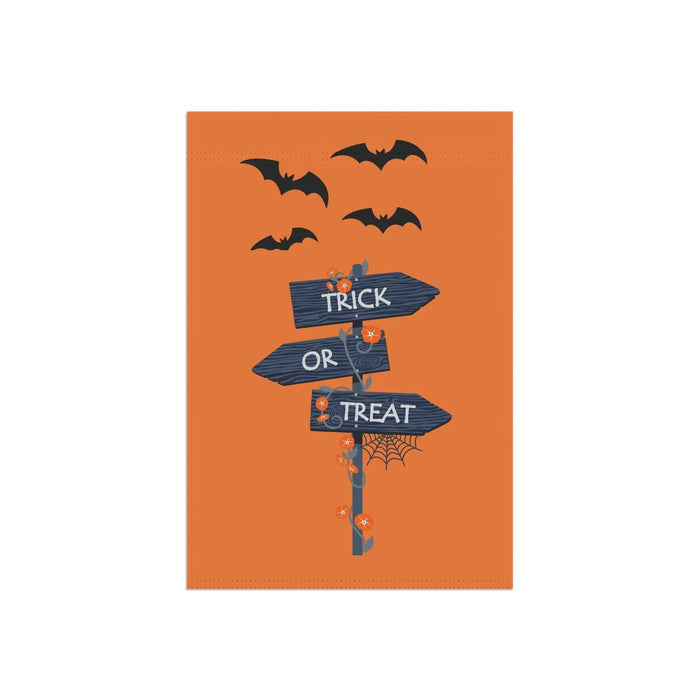 Halloween Garden Banner, Trick or Treat Flag, Seasonal Yard Decor, Fall Home Decoration, Spooky Outdoor Sign - FloofChonk