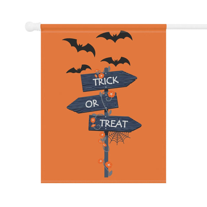 Halloween Garden Banner, Trick or Treat Flag, Seasonal Yard Decor, Fall Home Decoration, Spooky Outdoor Sign - FloofChonk