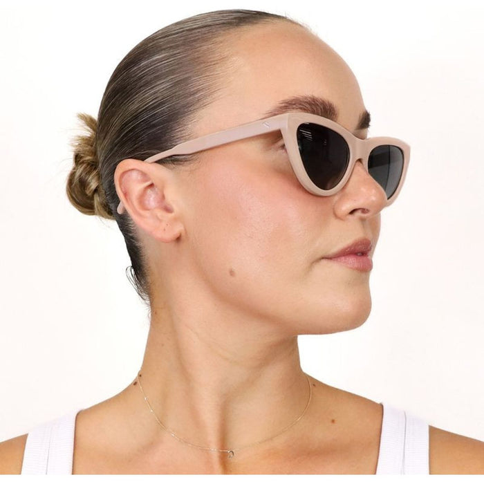 Isla, Bone/Smoke Gradient Polarised Lenses
