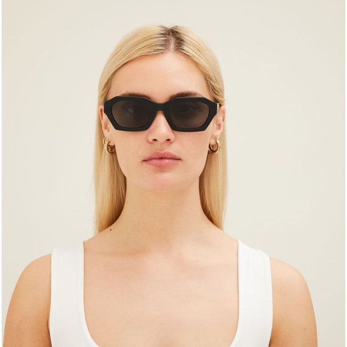 Kinetic, Matte Black/Iron Grey Polarised Lenses