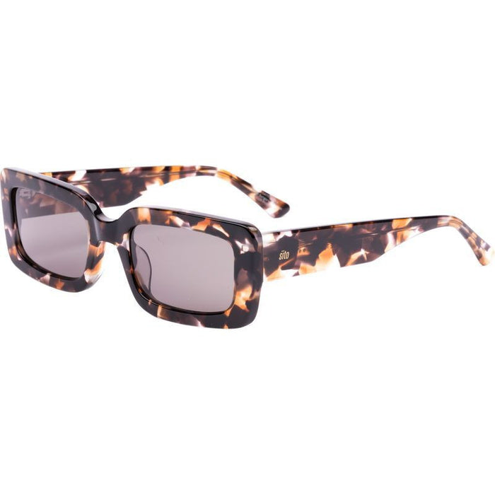 Odessa, Pebble Tort/Grey Lenses