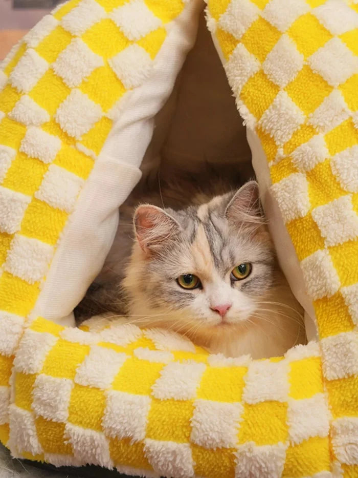 Pineapple Shaped Cozy Pet Nest - FloofChonk