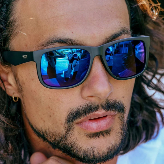 Riot, Matte Black First Mate/Blue Flash Mirror Polarised Lenses