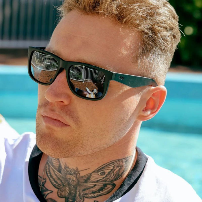 Riot, Matte Black Island Vibes/Smoke Polarised Lenses
