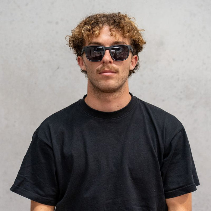 Slip, Matte Black/Smoke LL Polarised Lenses