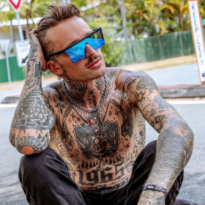 The Bar, Black/Blue Flash Mirror Polarised Lenses