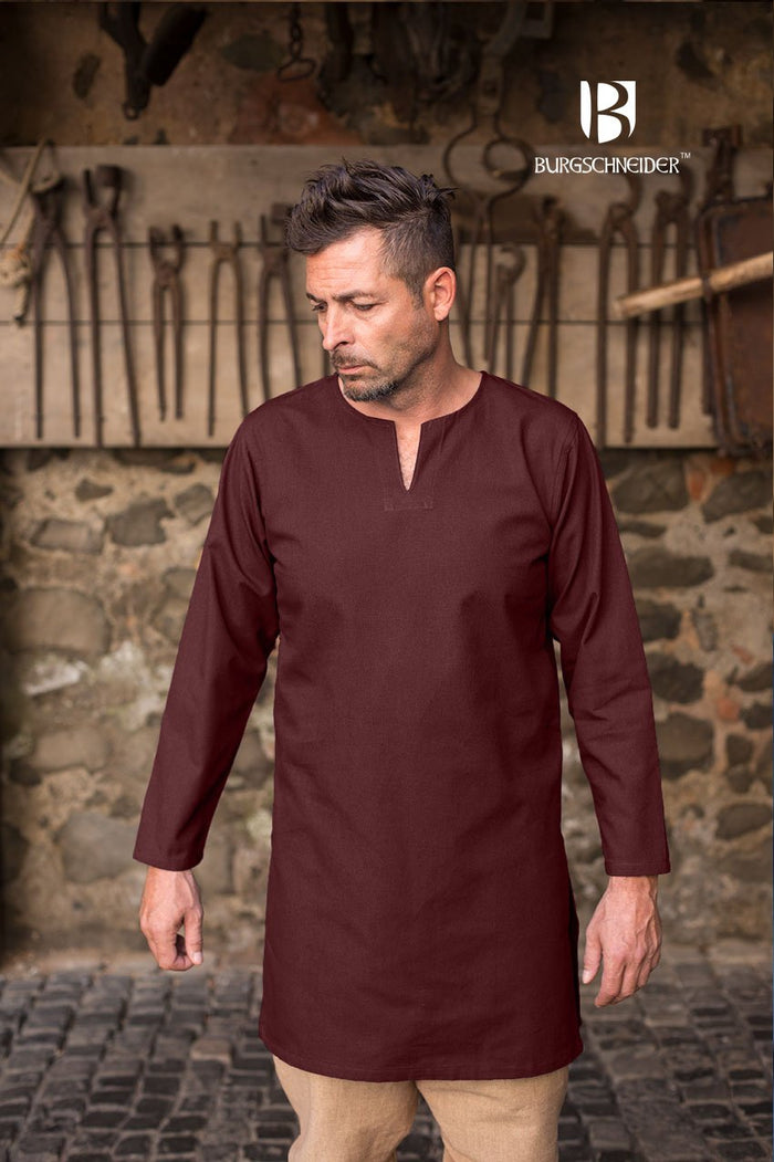 Under Tunic Leif Bordeaux-GoblinSmith