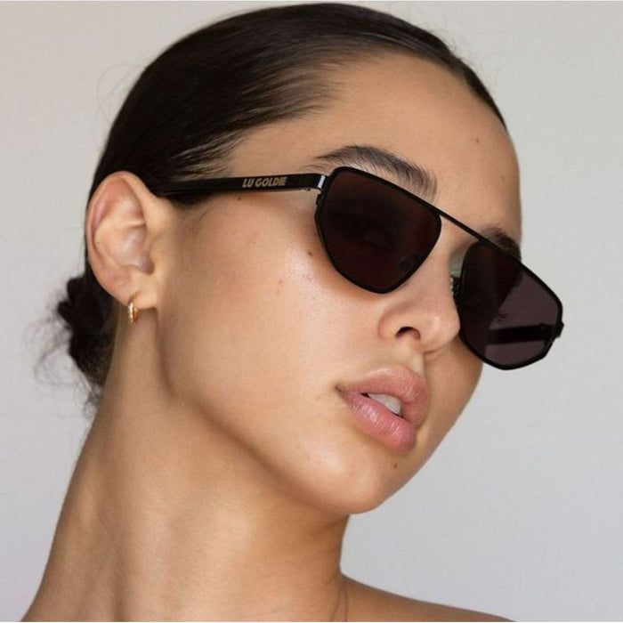 Victoire, Black/Grey Lenses